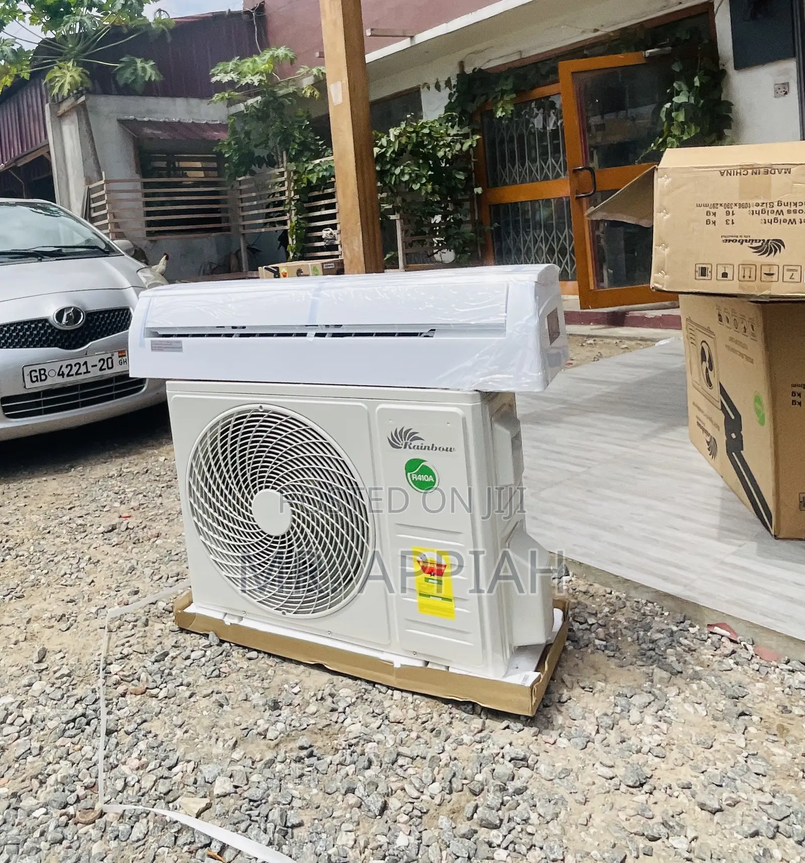 Elegantly Designed Rainbow 1.5hp R410 Gas Air Conditioner.