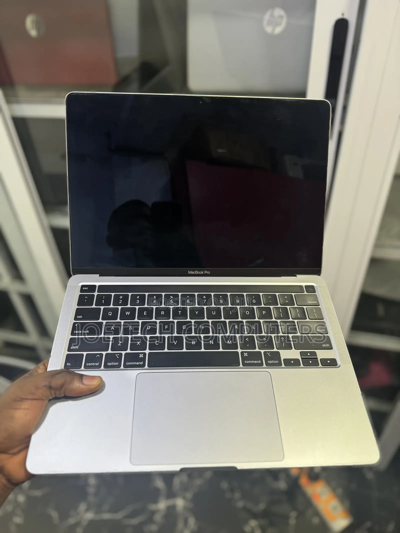Laptop Apple MacBook 2020 8GB Intel Core i5 SSD 256GB