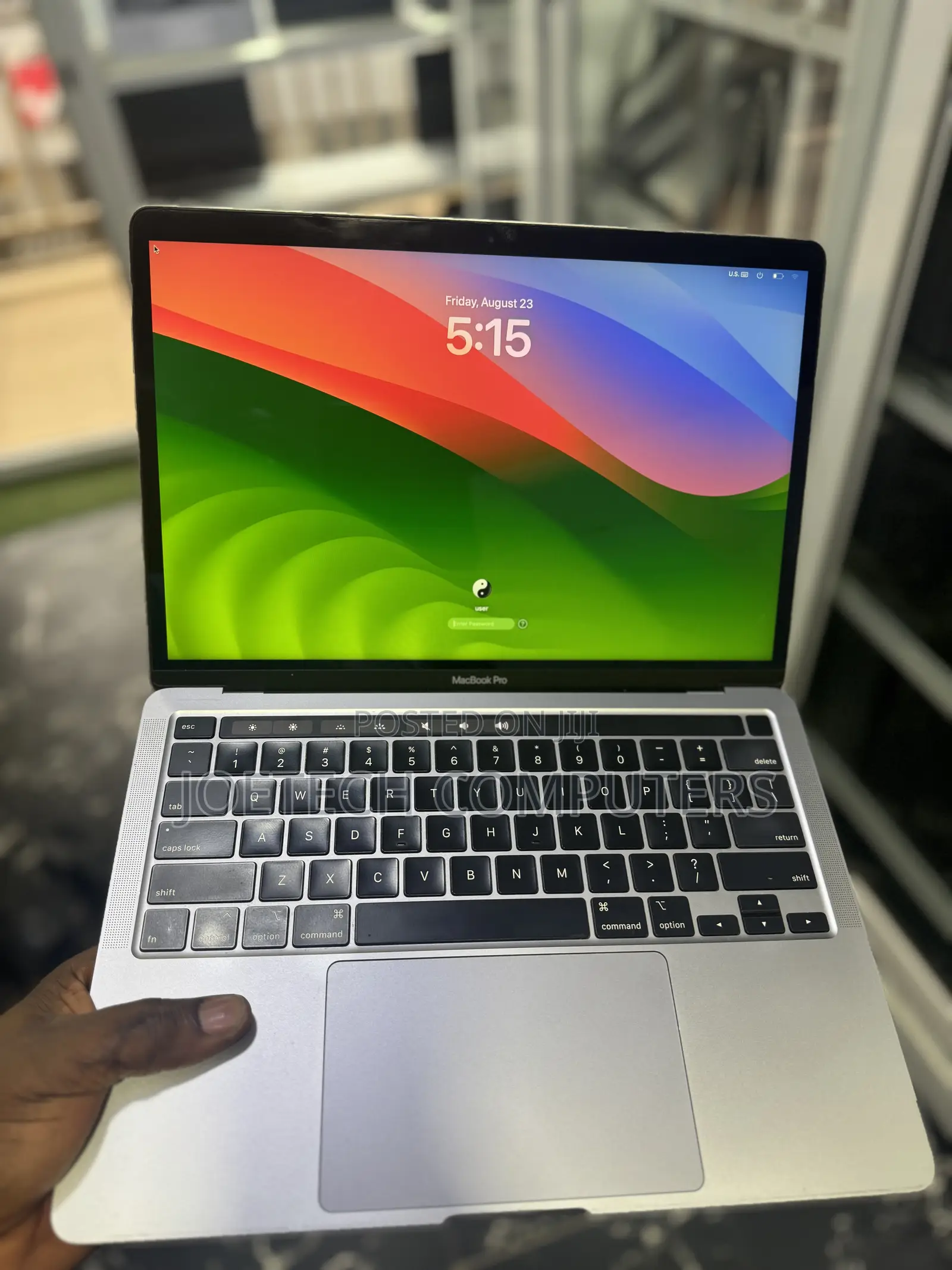 Laptop Apple MacBook 2020 8GB Intel Core i5 SSD 256GB