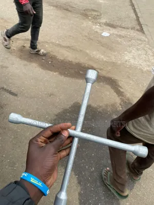 Original Car Wheel Spanner Available For All Cars
