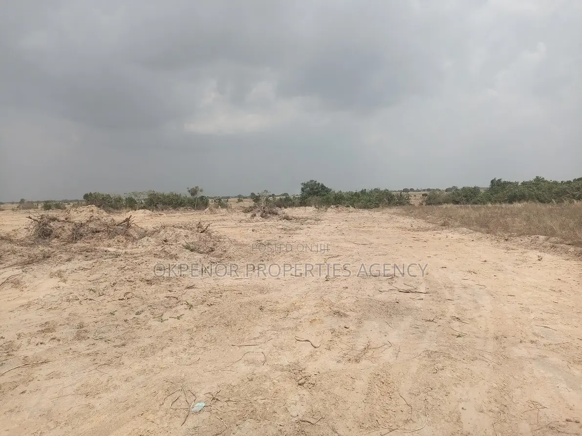 Land for Sale at Sege
