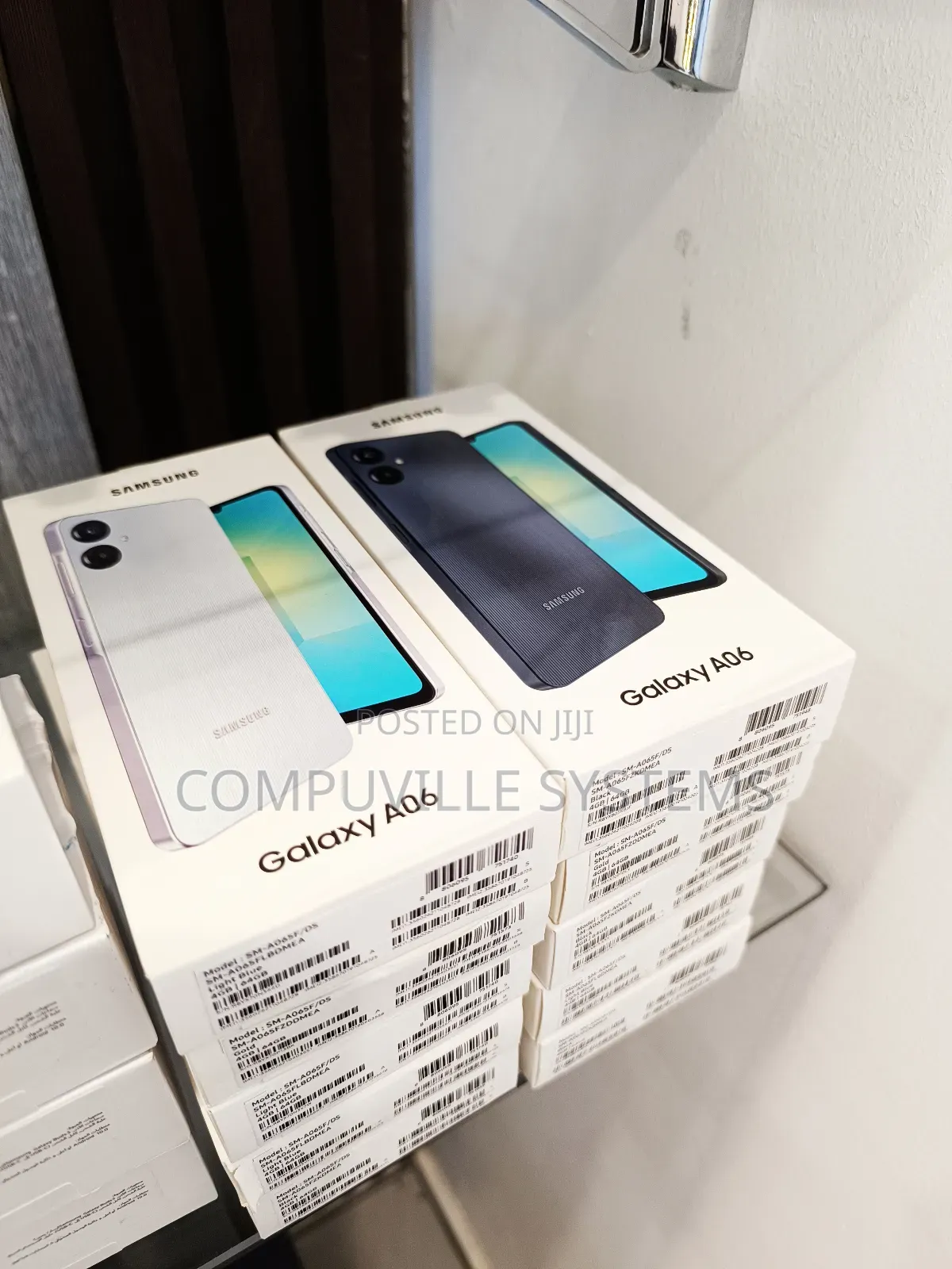 New Samsung Galaxy A06 64 GB Gold