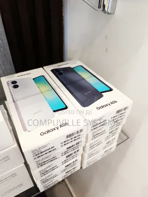 New Samsung Galaxy A06 64 GB Gold