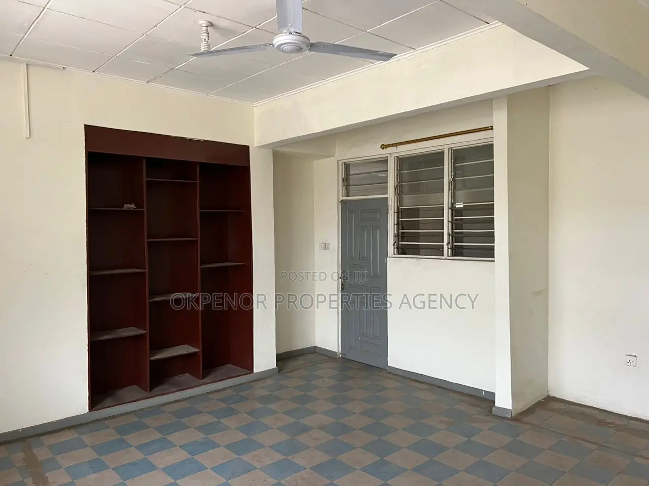 7bdrm House in Accra for sale