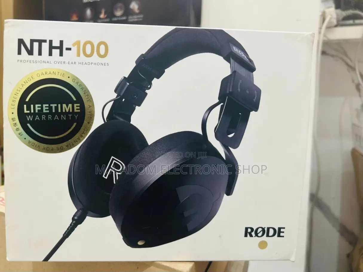 Quality Yet Affordable RØDE NTH-100 Professional Headphones.