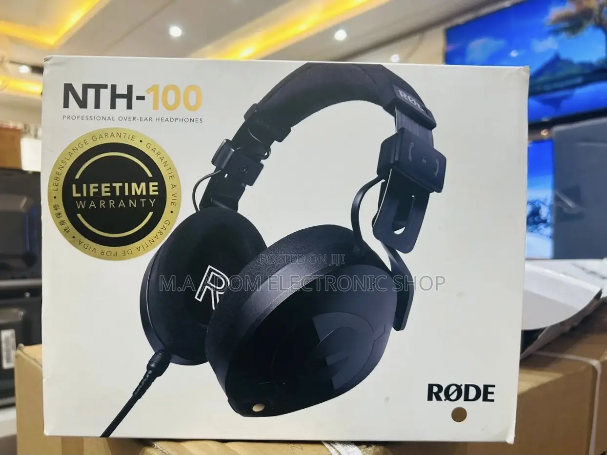 Well Design RØDE NTH-100 Professional Over-Ear Headphones.