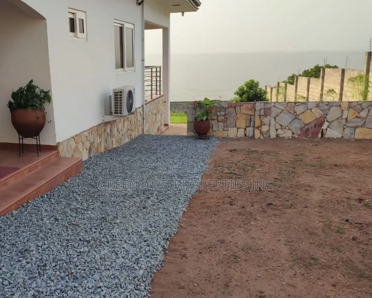 5bdrm House in Papaye Resort, Aburi for sale