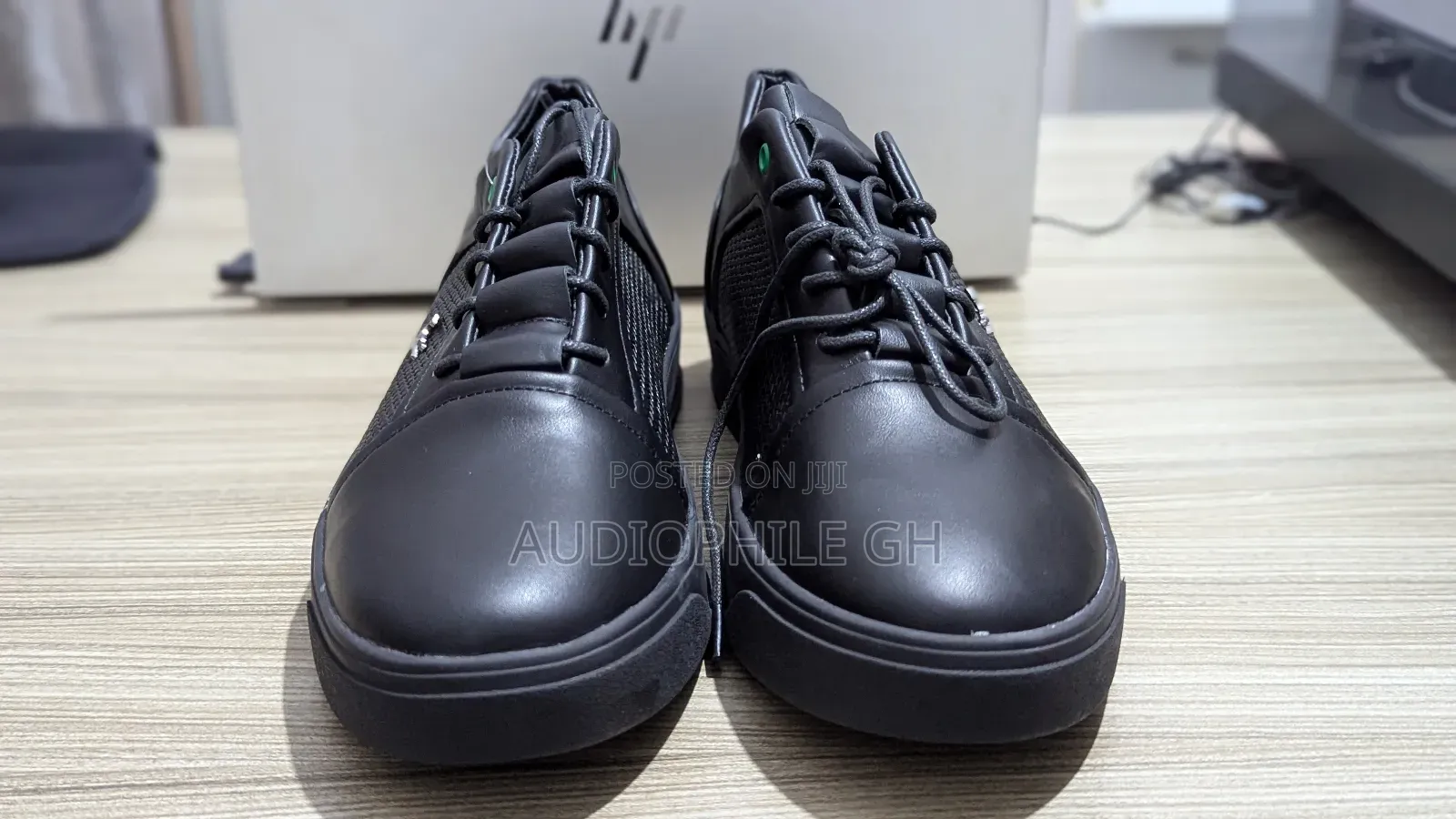 Premium Leather Men's Sneakers