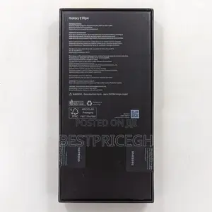 New Samsung Galaxy Z Flip4 128 GB Gold
