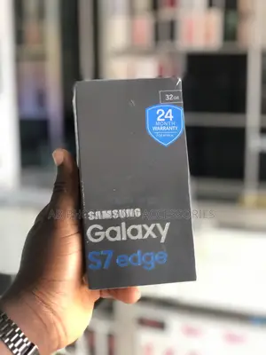 New Samsung Galaxy S7 edge 32 GB Silver
