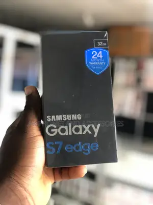 New Samsung Galaxy S7 edge 32 GB Gold