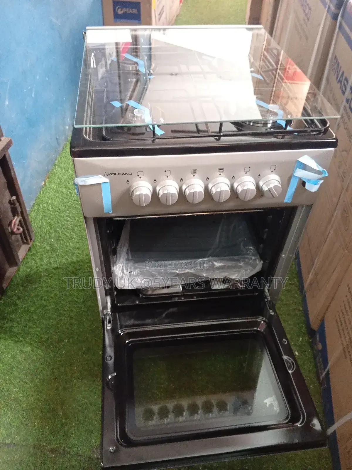 Brand New Avolcano Export Gas Cooker 4set Oven