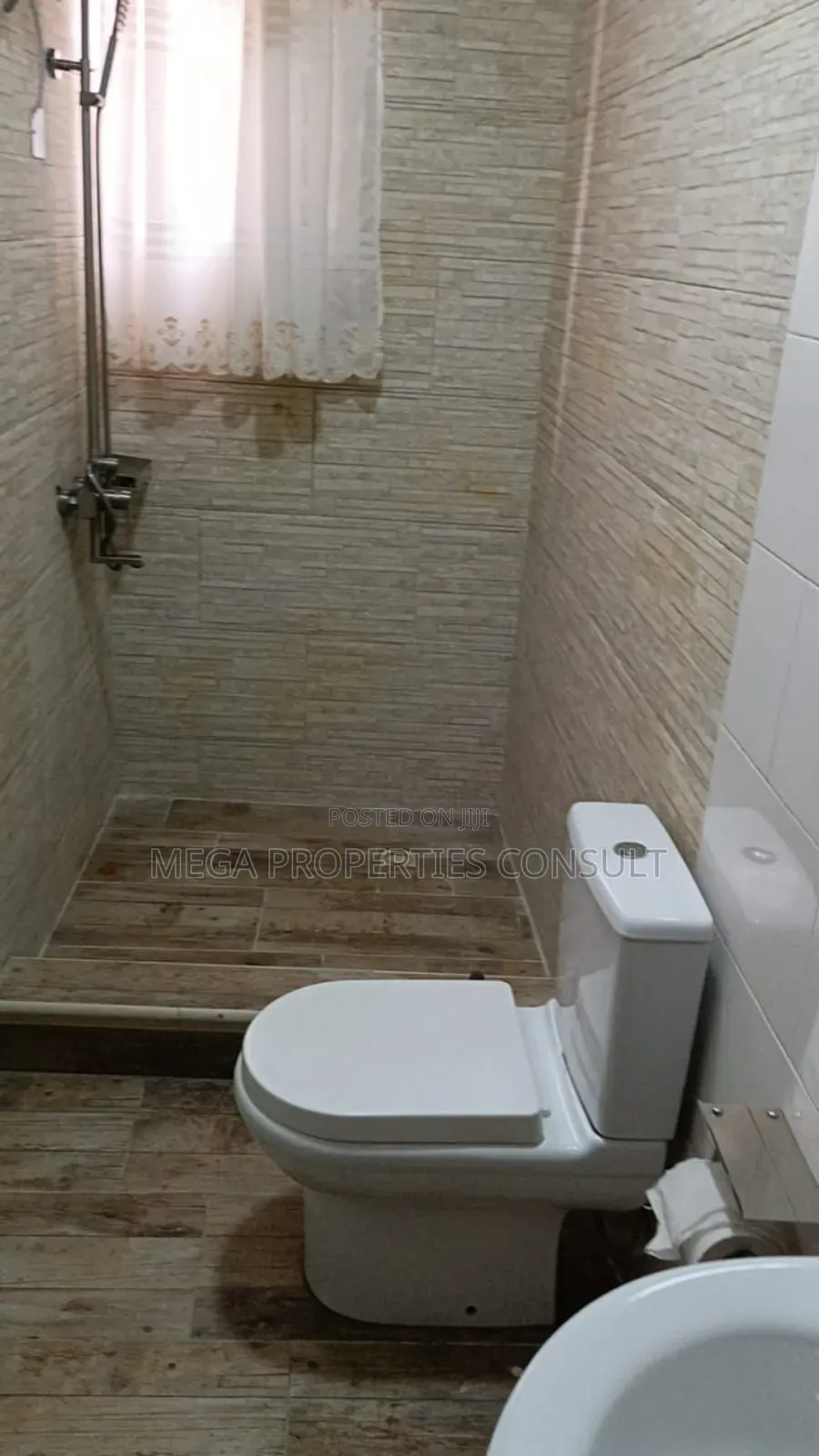 3bedrooms Furnished Apartment in Adjiringanor 4 Short Stay