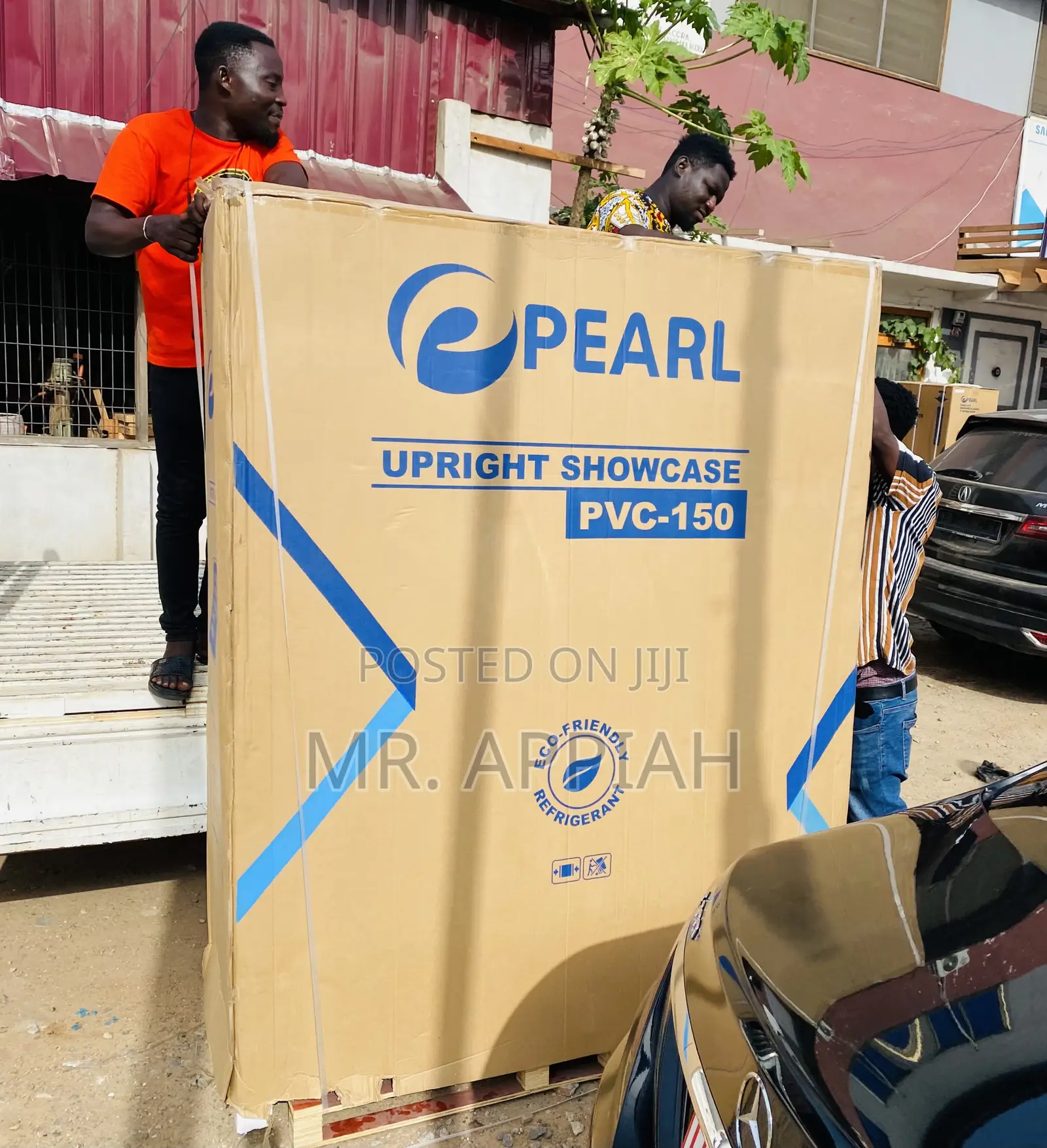 Quality Pearl PVC 150 3 Doors Electric Beverage Cooler