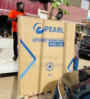 Quality Pearl PVC 150 3 Doors Electric Beverage Cooler