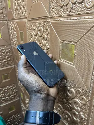 Apple iPhone XR 128 GB Black