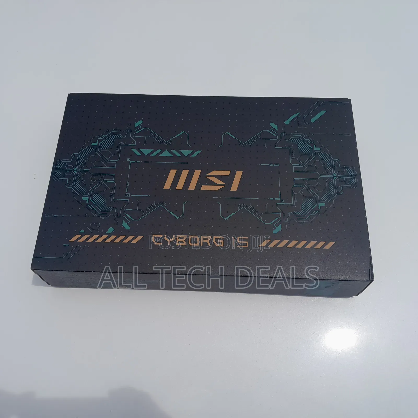 New Laptop MSI 16GB Intel Core i7 SSD 512GB