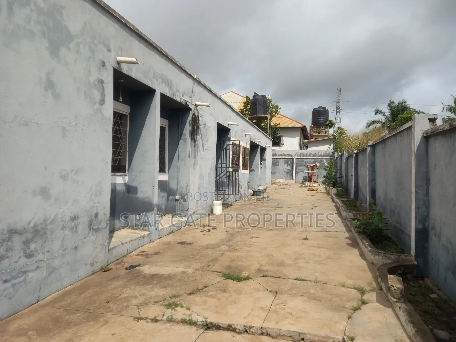 5bdrm House in Boadi,Near Knust., Kumasi Metropolitan for sale