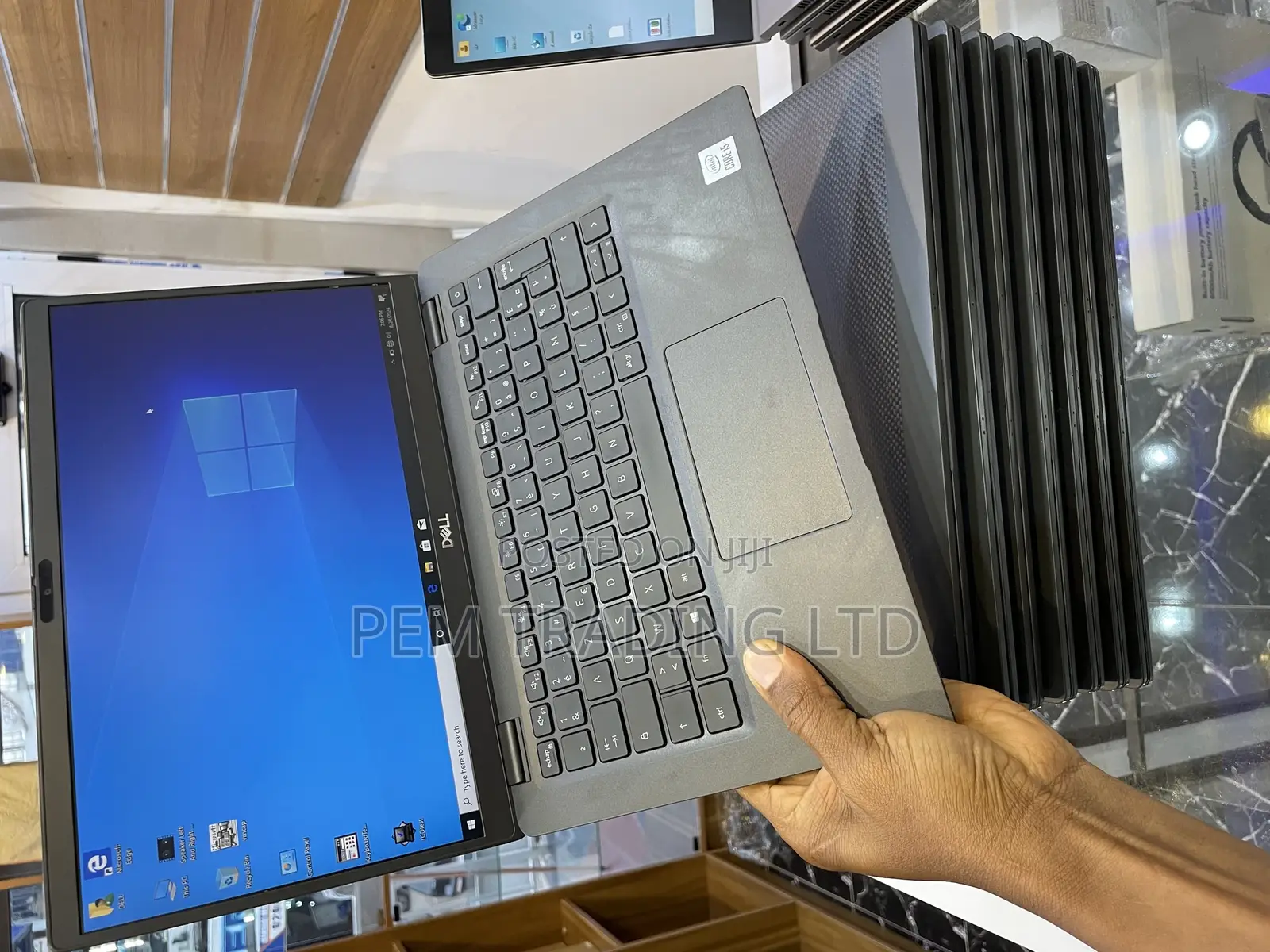 Laptop Dell Latitude 7300 16GB Intel Core I5 SSD 256GB
