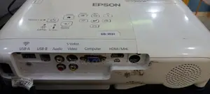 Projector and Screen for Rent