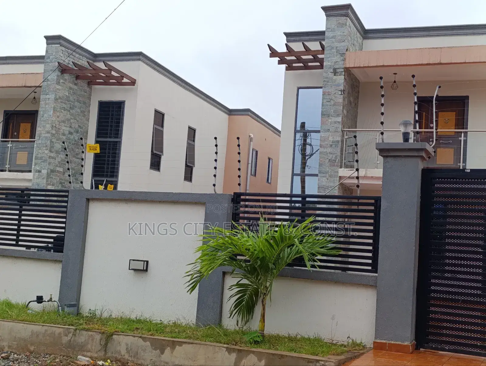 4bdrm House in Tantra-Cfc-Estate, Achimota for sale