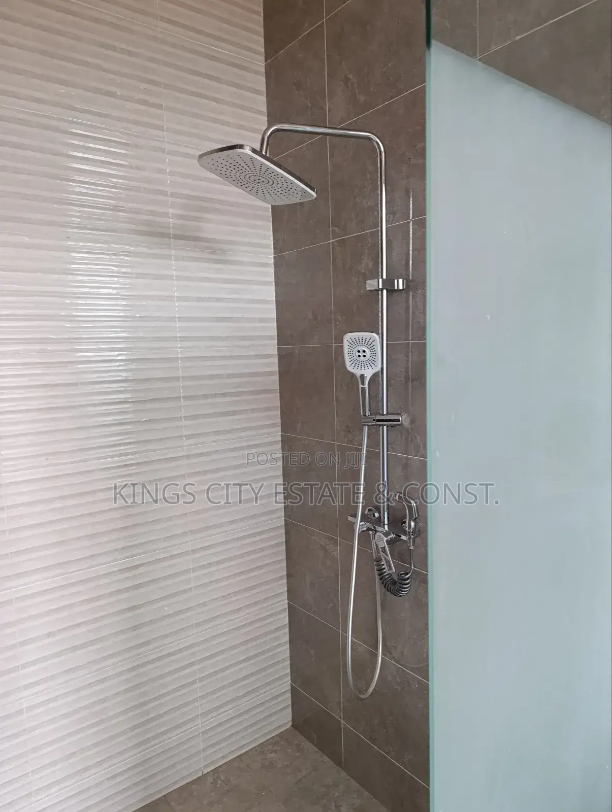 4bdrm House in Tantra-Cfc-Estate, Achimota for sale