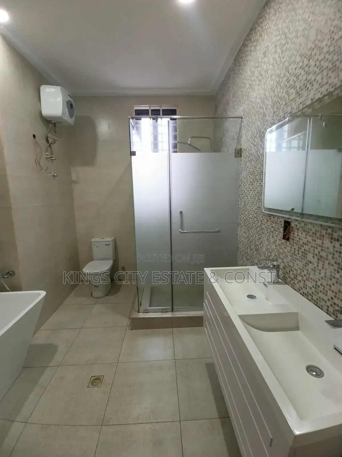 4bdrm House in Tantra-Cfc-Estate, Achimota for sale