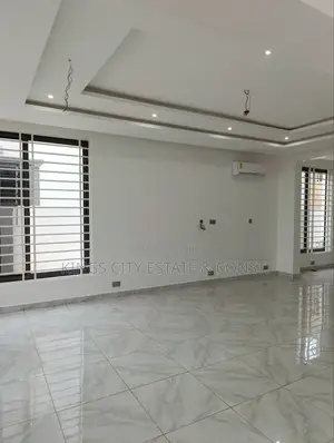 4bdrm House in Tantra-Cfc-Estate, Achimota for sale