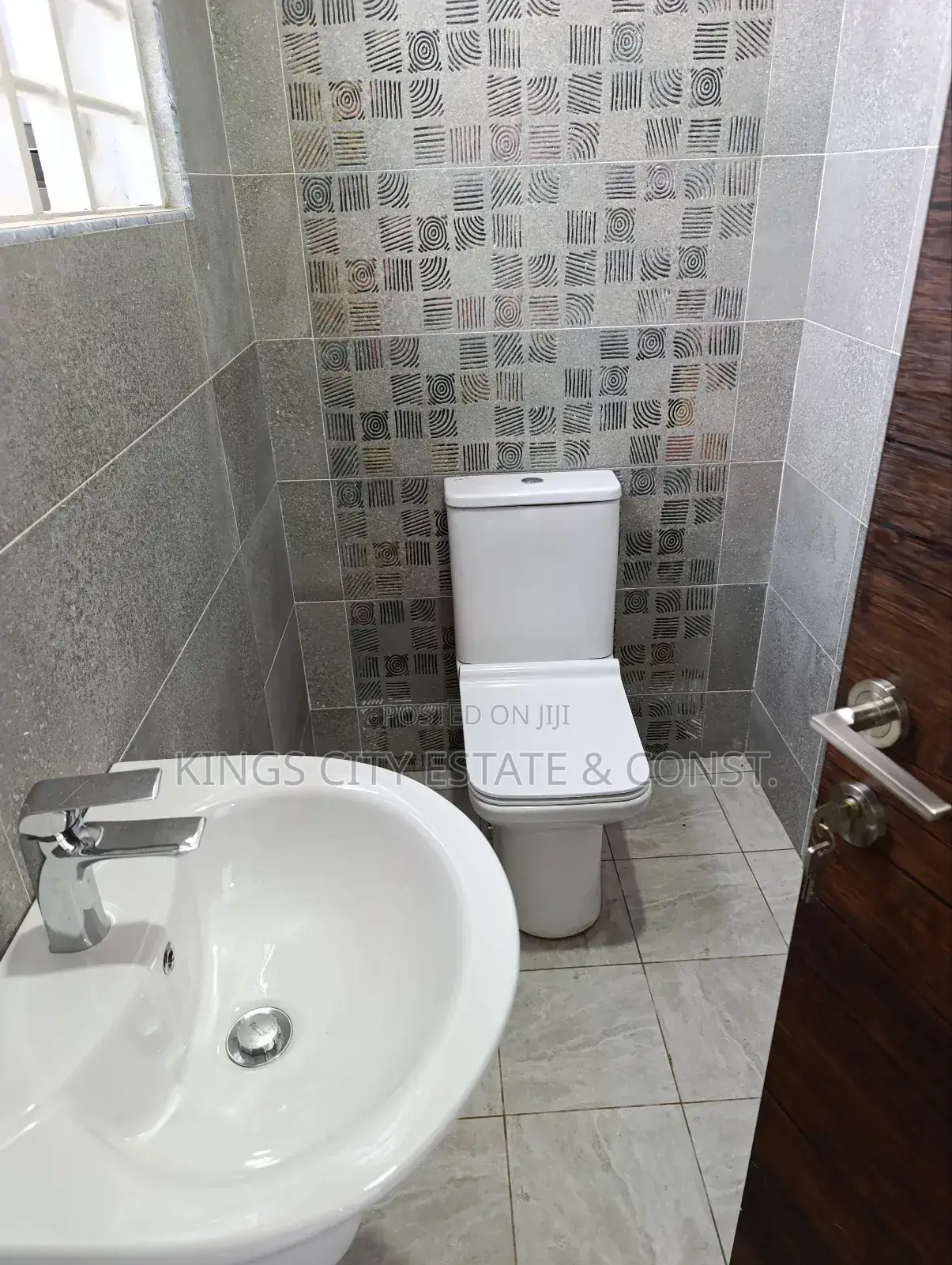 4bdrm House in Tantra-Cfc-Estate, Achimota for sale