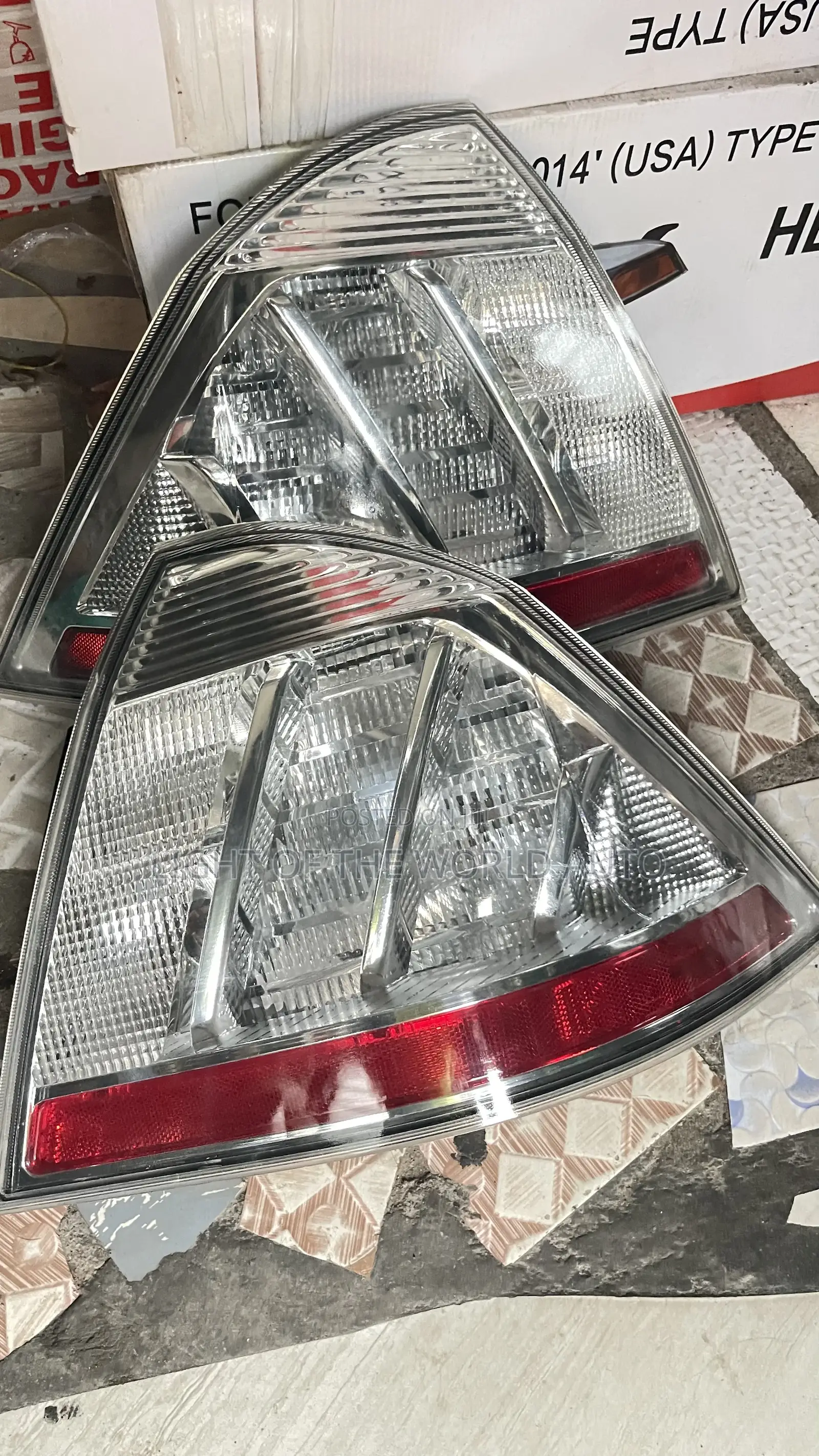Ford Taurus 08 Taillight