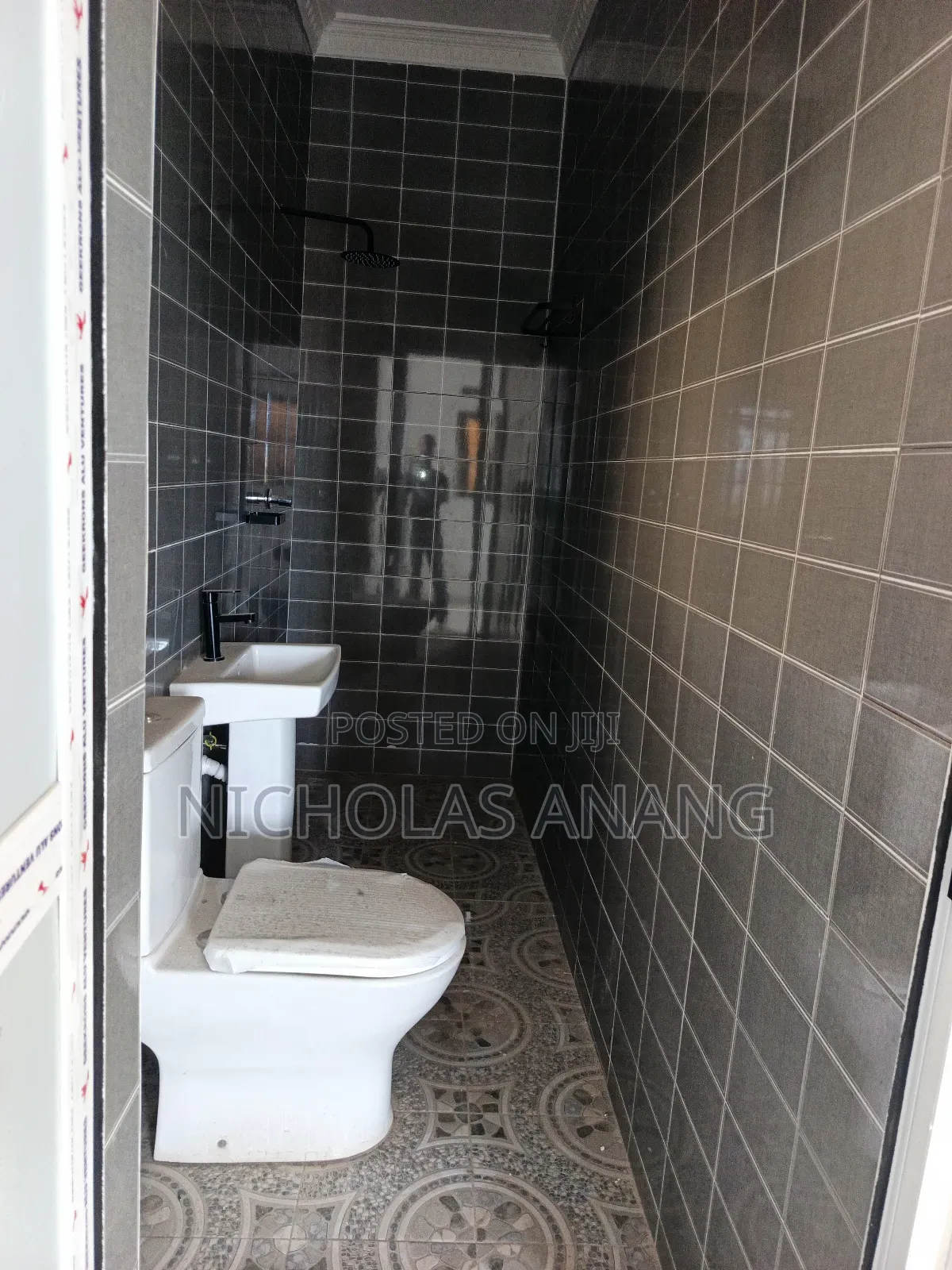 1bdrm Apartment in Dorns Properties, New Town for rent