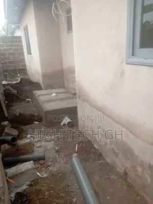 Expertise Bio Digester/Bio-Fil Toilet