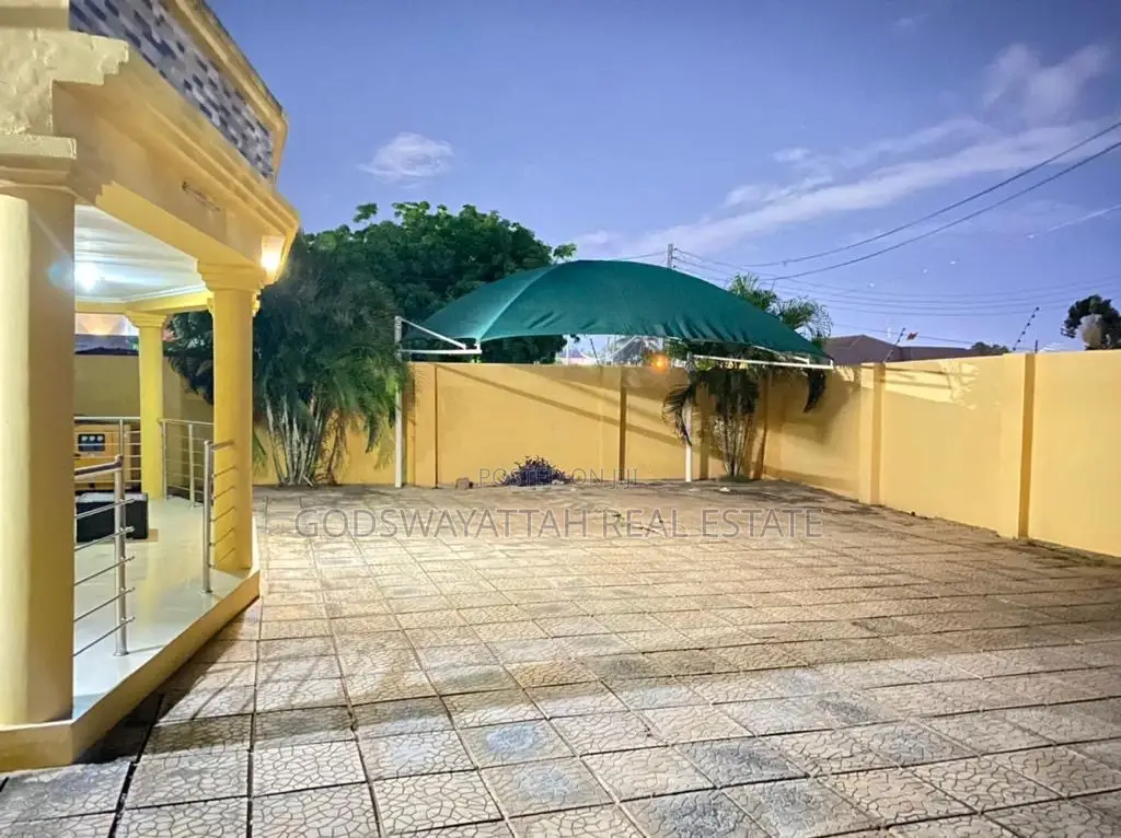 3bdrm House in East Legon, Adjiriganor for rent