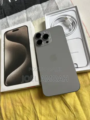 Apple iPhone 15 Pro Max 256 GB Silver