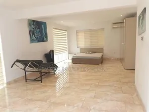 5bdrm House in Ridge for sale