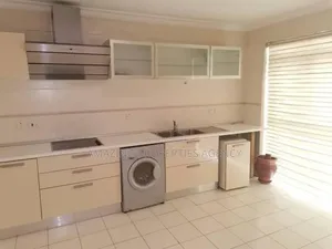 5bdrm House in Ridge for sale