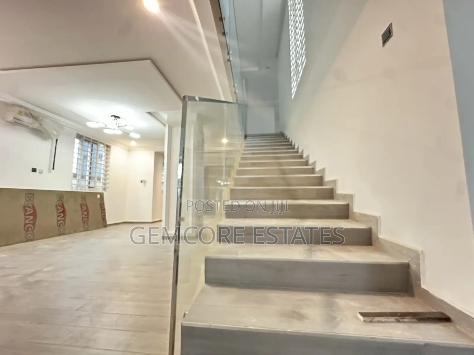 4bdrm House in East Legon, Ashaley Botwe for sale