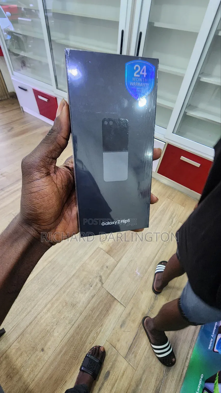 New Samsung Galaxy Z Flip5 256 GB Black