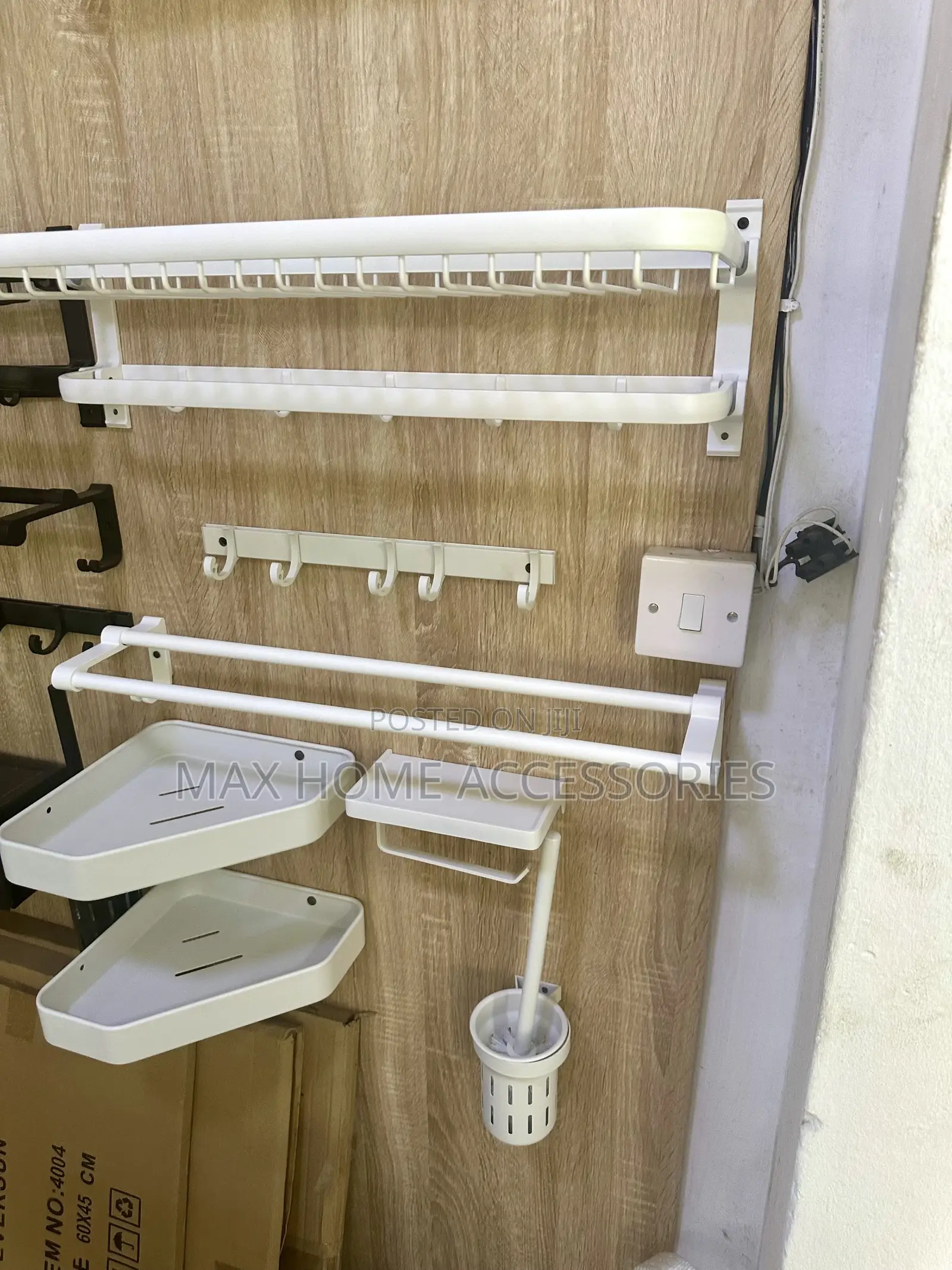 White Bath Set