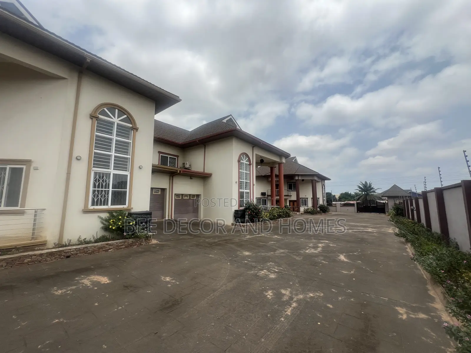5bdrm House in Kwabenya, Accra Metropolitan for rent