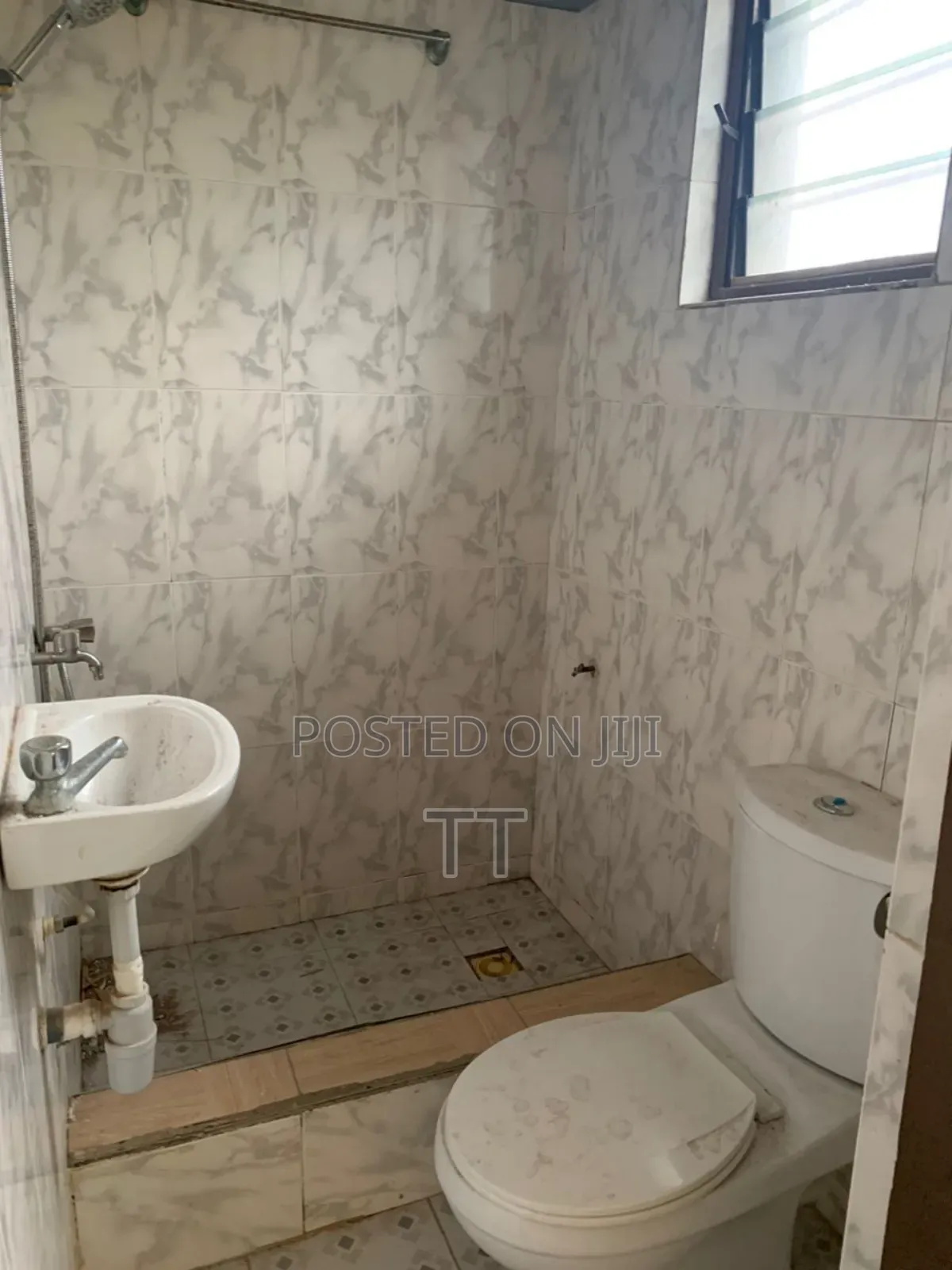 1bdrm Apartment in Teshie Camp for rent