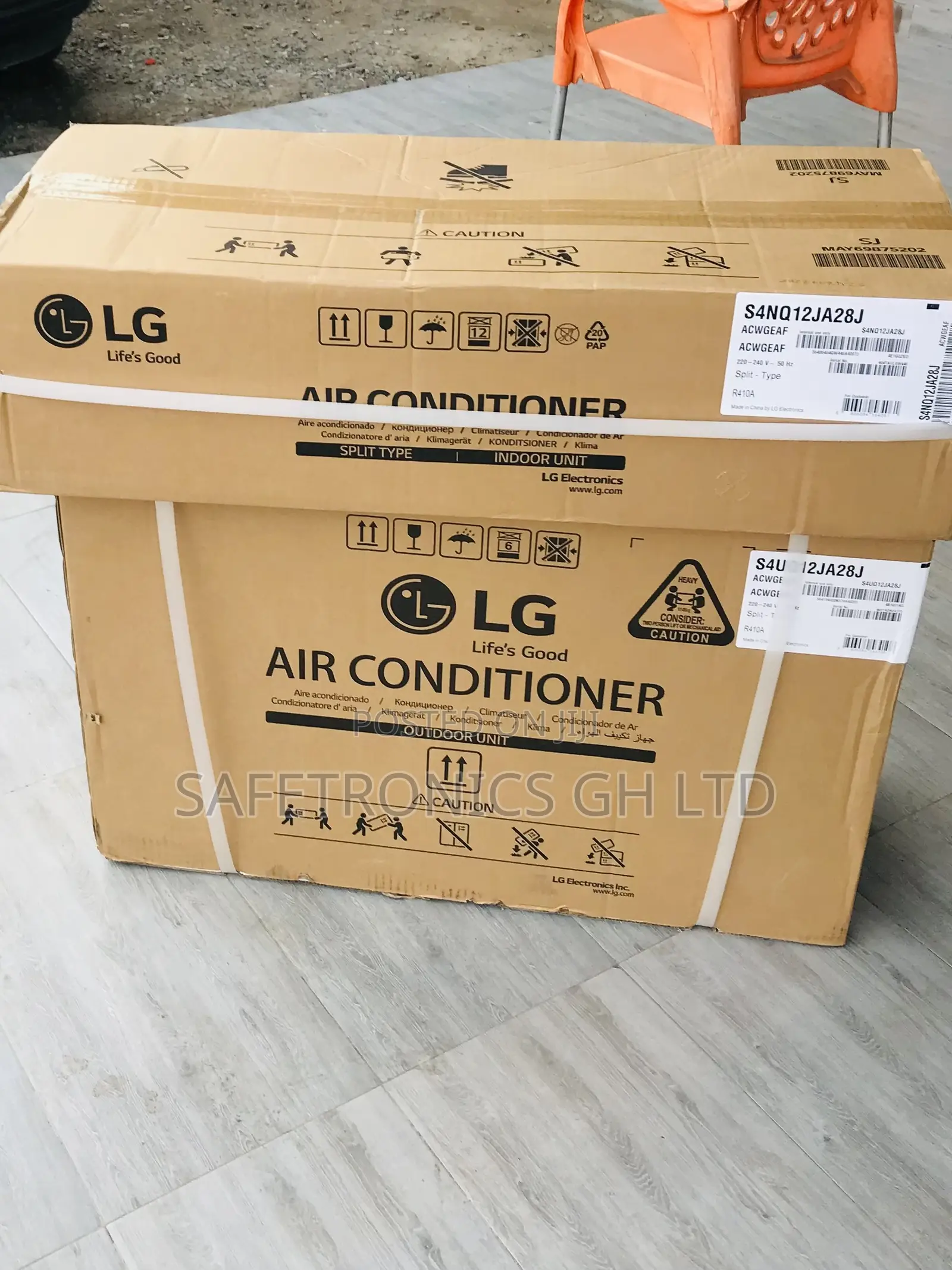 Fabulous White LG 1.5hp Airconditioner R410