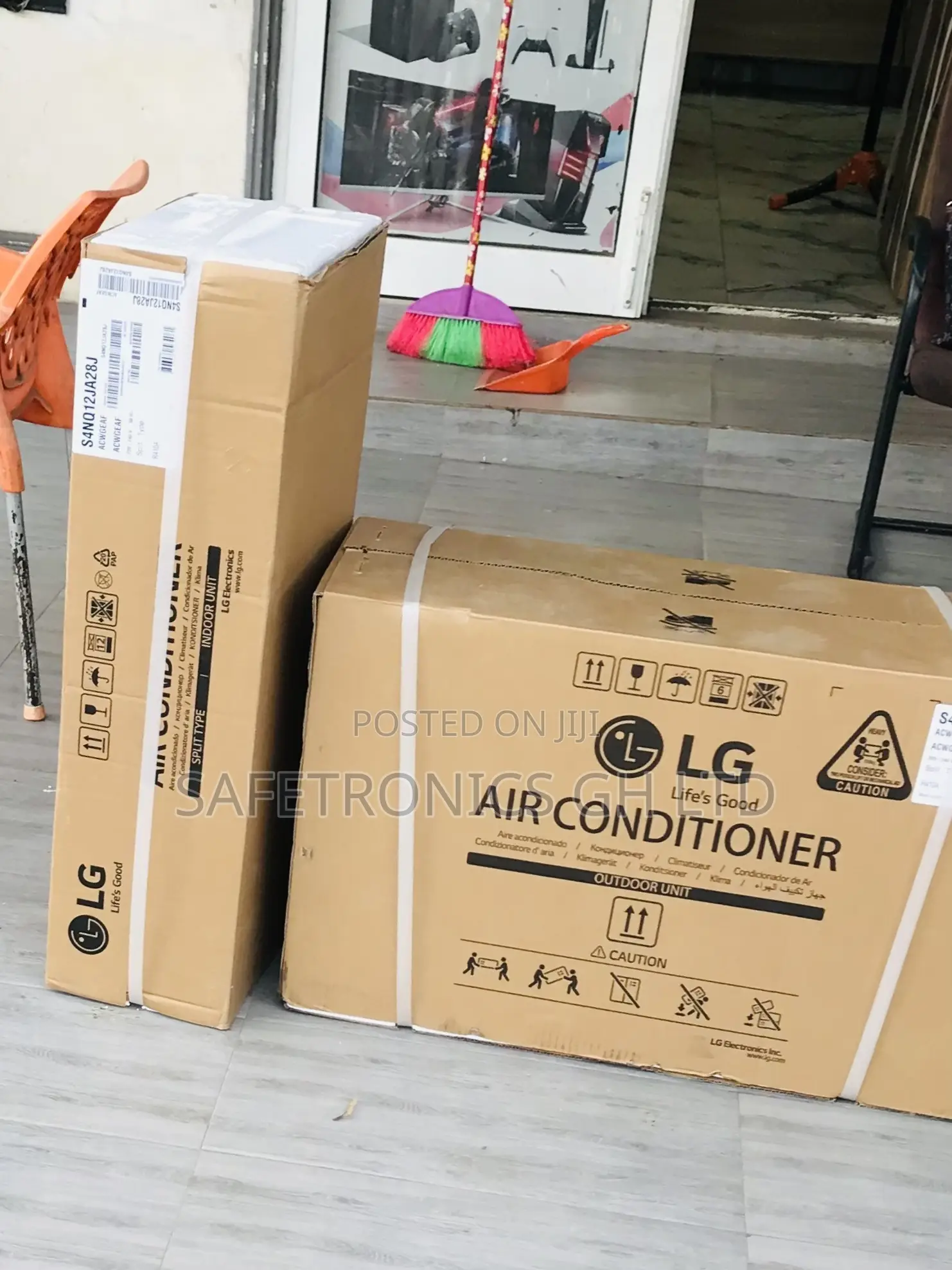 Affordable LG 1.5hp R410 White Gas Airconditioner