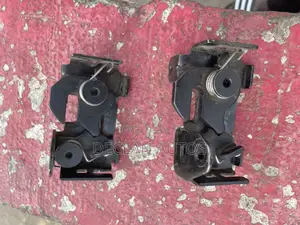 ERCEDES-BENZ C-Class W204 Bonnet Latch Lock