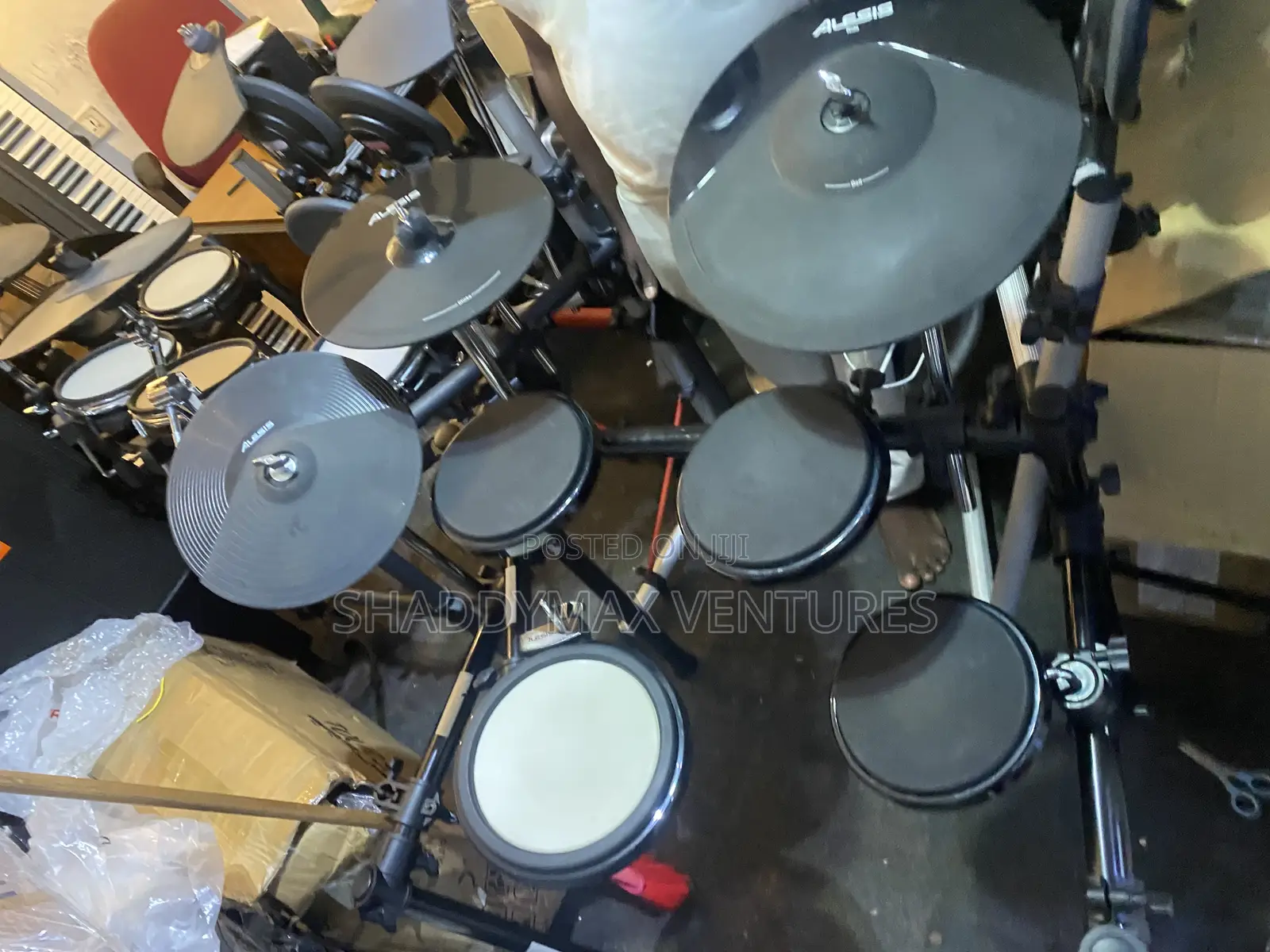 Alesis DM 8 Electric Drums