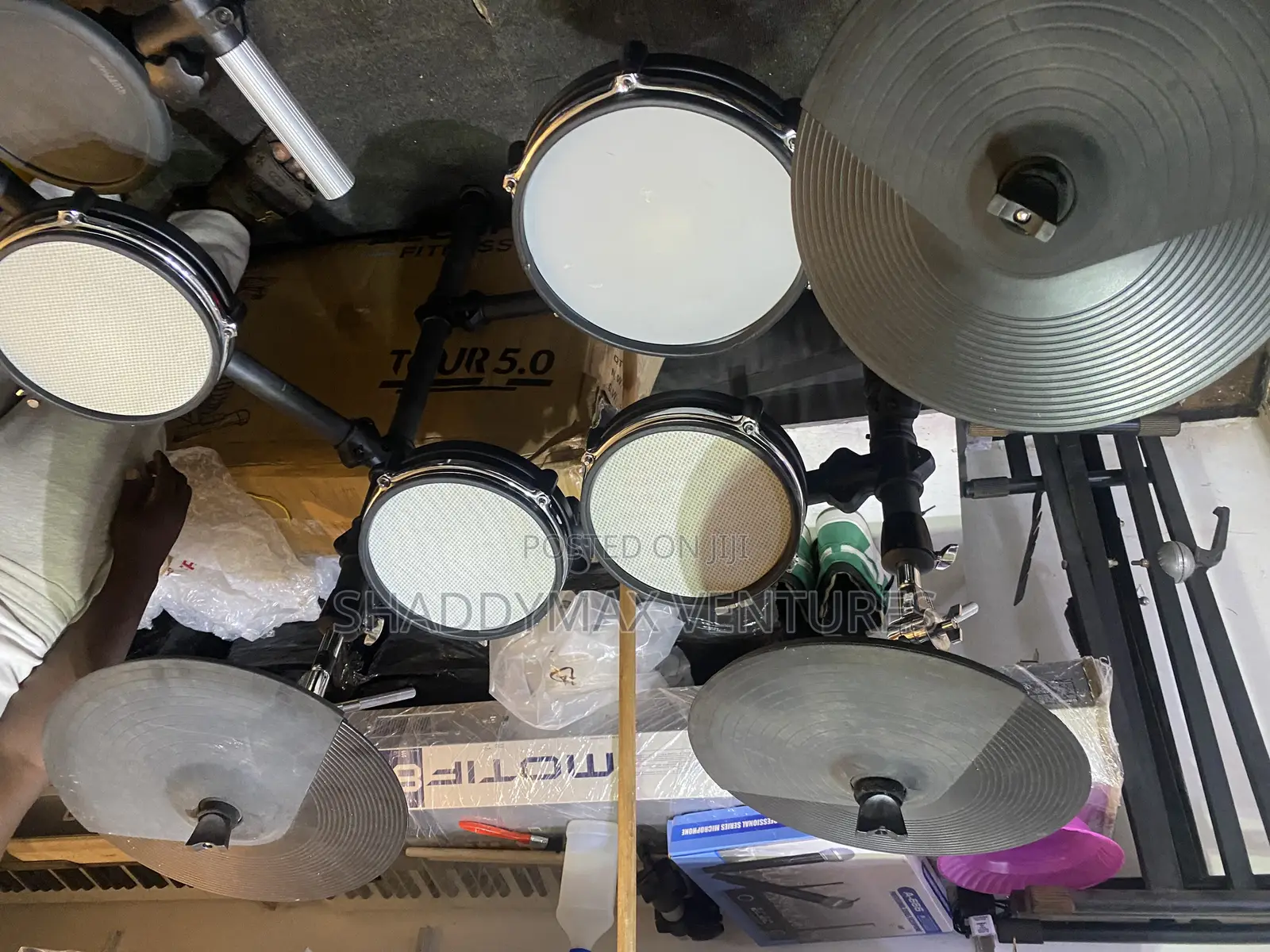 Alesis DM 8 Pro Mesh Electric Drums