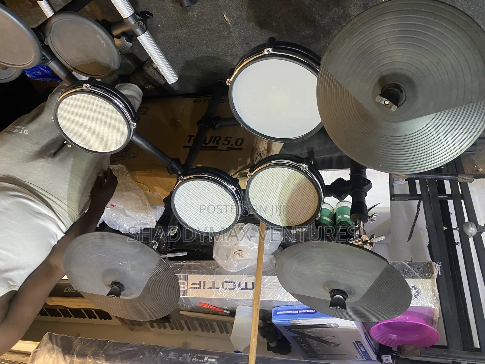 Alesis DM 8 Pro Mesh Electric Drums
