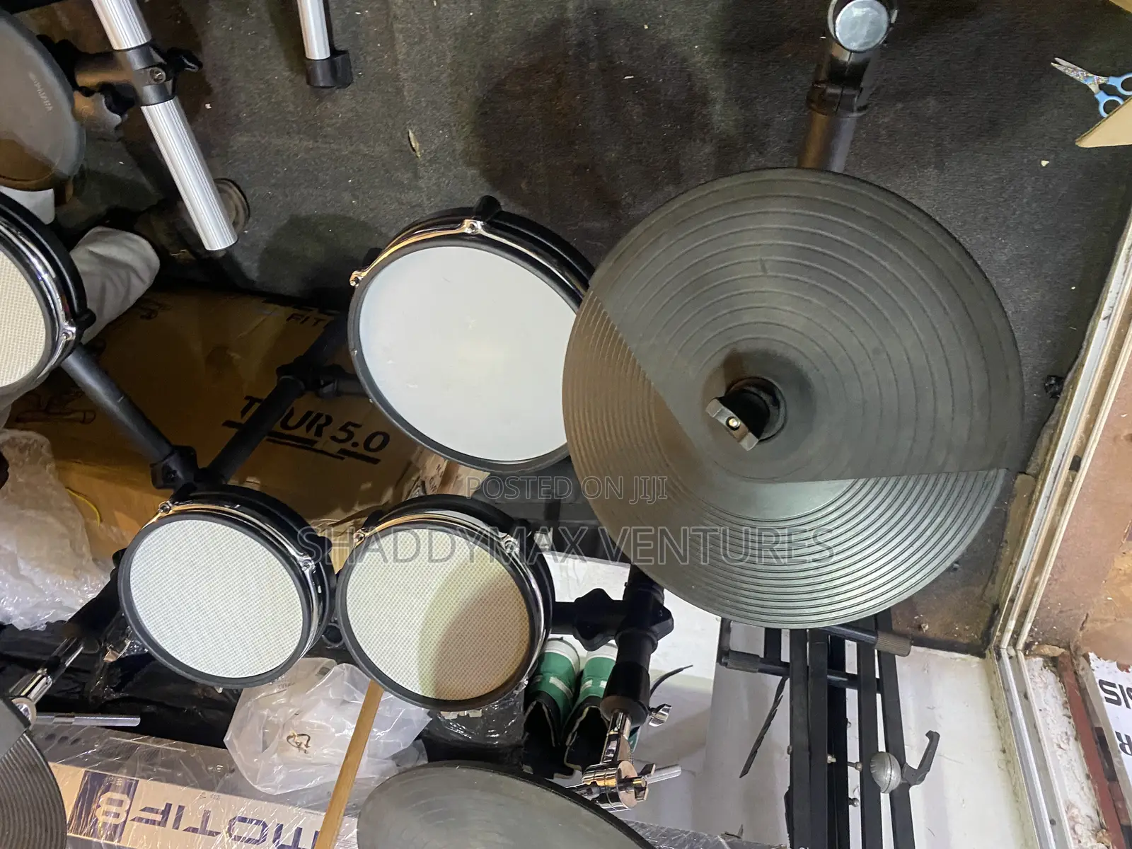 Alesis DM 8 Pro Mesh Electric Drums