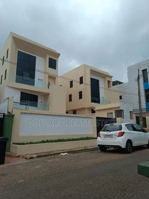 5bdrm House in Dzorwulu for sale