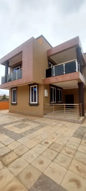 4bdrm House in Kg. Franco, Spintex for sale